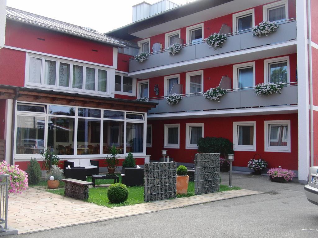 Hotel Haus Hildegard Bad Füssing Exterior foto