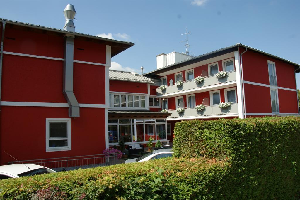 Hotel Haus Hildegard Bad Füssing Exterior foto